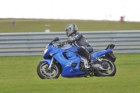 Rockingham-no-limits-trackday;enduro-digital-images;event-digital-images;eventdigitalimages;no-limits-trackdays;peter-wileman-photography;racing-digital-images;rockingham-raceway-northamptonshire;rockingham-trackday-photographs;trackday-digital-images;trackday-photos