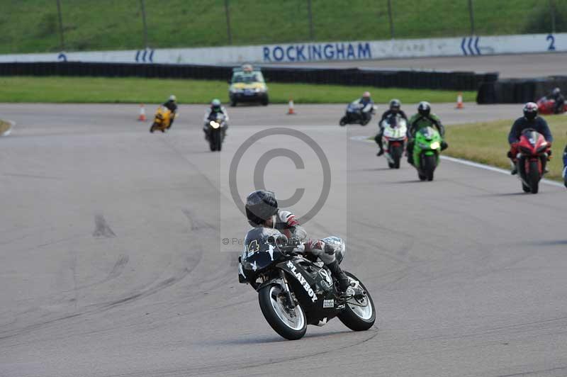 Rockingham no limits trackday;enduro digital images;event digital images;eventdigitalimages;no limits trackdays;peter wileman photography;racing digital images;rockingham raceway northamptonshire;rockingham trackday photographs;trackday digital images;trackday photos