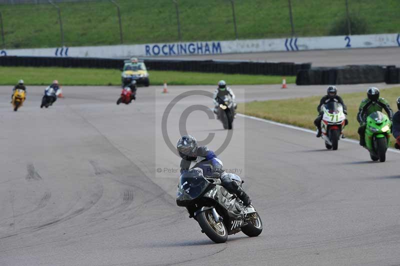 Rockingham no limits trackday;enduro digital images;event digital images;eventdigitalimages;no limits trackdays;peter wileman photography;racing digital images;rockingham raceway northamptonshire;rockingham trackday photographs;trackday digital images;trackday photos