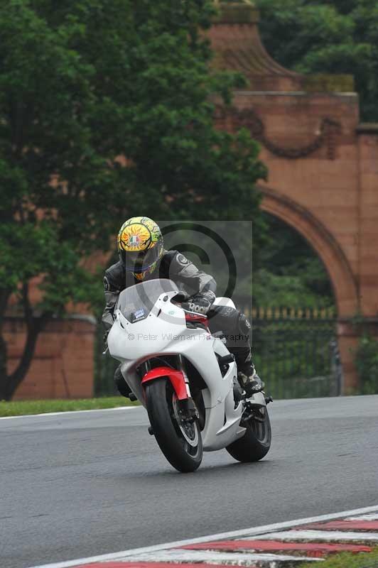 enduro digital images;event digital images;eventdigitalimages;no limits trackdays;oulton no limits trackday;oulton park cheshire;oulton trackday photographs;peter wileman photography;racing digital images;trackday digital images;trackday photos