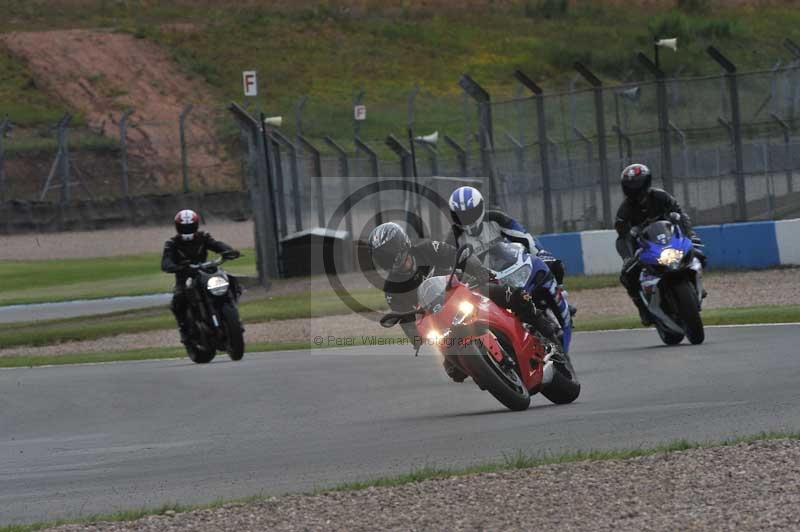 Motorcycle action photographs;donington;donington park leicestershire;donington photographs;event digital images;eventdigitalimages;no limits trackday;peter wileman photography;trackday;trackday digital images;trackday photos