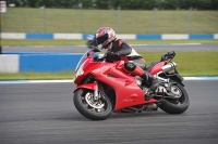 Motorcycle-action-photographs;donington;donington-park-leicestershire;donington-photographs;event-digital-images;eventdigitalimages;no-limits-trackday;peter-wileman-photography;trackday;trackday-digital-images;trackday-photos