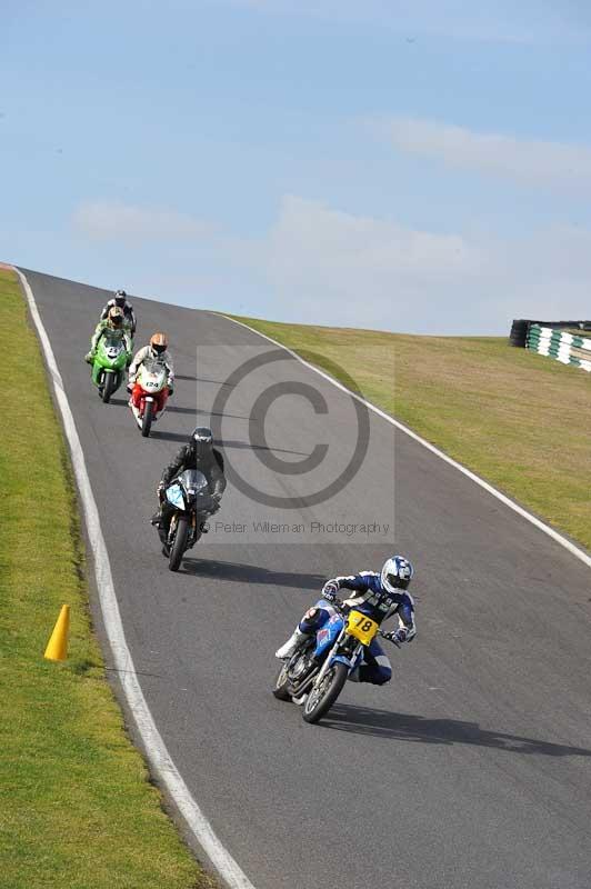 cadwell no limits trackday;cadwell park;cadwell park photographs;cadwell trackday photographs;enduro digital images;event digital images;eventdigitalimages;no limits trackdays;peter wileman photography;racing digital images;trackday digital images;trackday photos