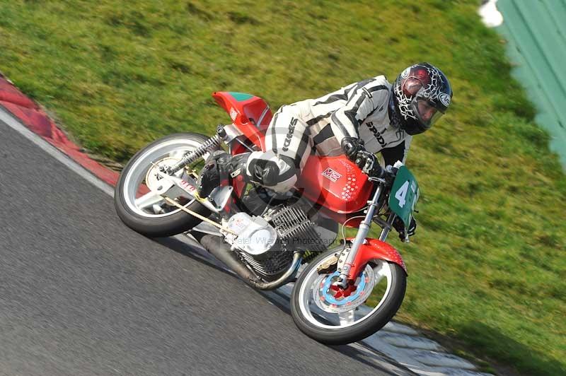 cadwell no limits trackday;cadwell park;cadwell park photographs;cadwell trackday photographs;enduro digital images;event digital images;eventdigitalimages;no limits trackdays;peter wileman photography;racing digital images;trackday digital images;trackday photos