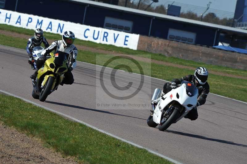 Rockingham no limits trackday;enduro digital images;event digital images;eventdigitalimages;no limits trackdays;peter wileman photography;racing digital images;rockingham raceway northamptonshire;rockingham trackday photographs;trackday digital images;trackday photos