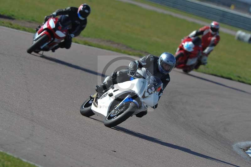 Rockingham no limits trackday;enduro digital images;event digital images;eventdigitalimages;no limits trackdays;peter wileman photography;racing digital images;rockingham raceway northamptonshire;rockingham trackday photographs;trackday digital images;trackday photos