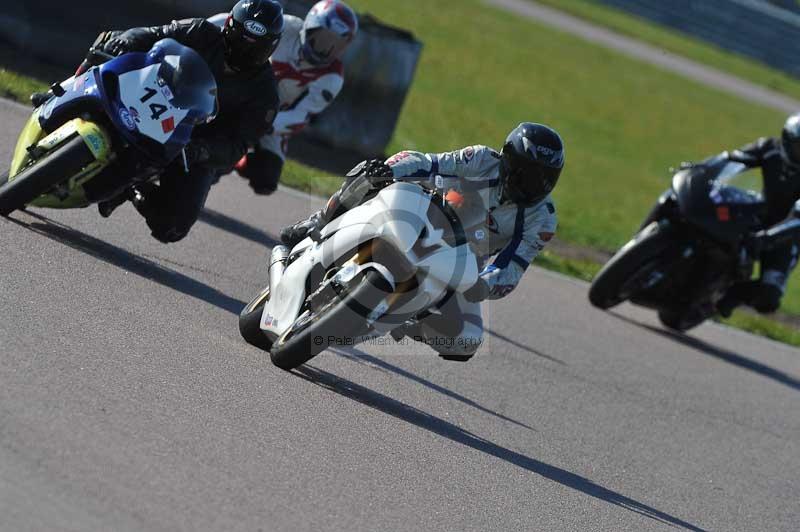 Rockingham no limits trackday;enduro digital images;event digital images;eventdigitalimages;no limits trackdays;peter wileman photography;racing digital images;rockingham raceway northamptonshire;rockingham trackday photographs;trackday digital images;trackday photos