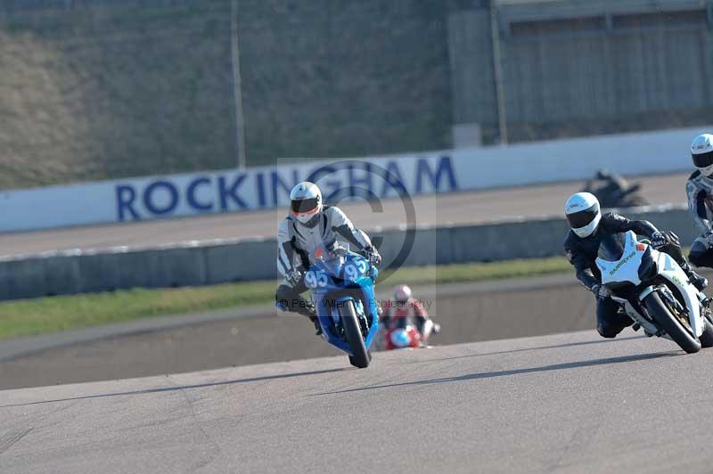 Rockingham no limits trackday;enduro digital images;event digital images;eventdigitalimages;no limits trackdays;peter wileman photography;racing digital images;rockingham raceway northamptonshire;rockingham trackday photographs;trackday digital images;trackday photos