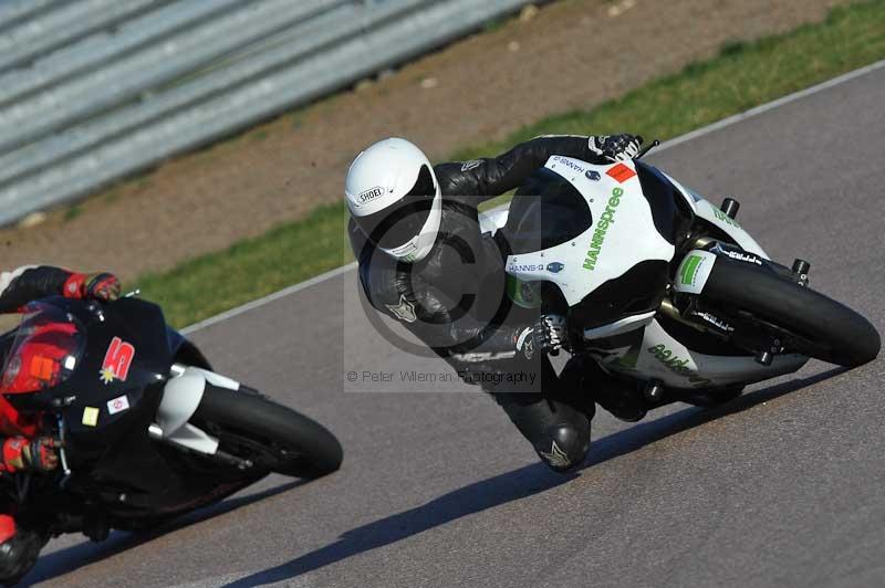 Rockingham no limits trackday;enduro digital images;event digital images;eventdigitalimages;no limits trackdays;peter wileman photography;racing digital images;rockingham raceway northamptonshire;rockingham trackday photographs;trackday digital images;trackday photos