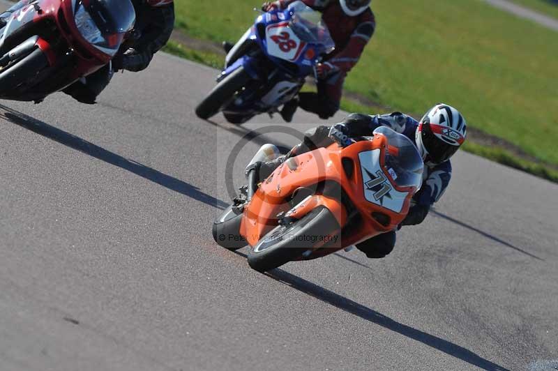 Rockingham no limits trackday;enduro digital images;event digital images;eventdigitalimages;no limits trackdays;peter wileman photography;racing digital images;rockingham raceway northamptonshire;rockingham trackday photographs;trackday digital images;trackday photos