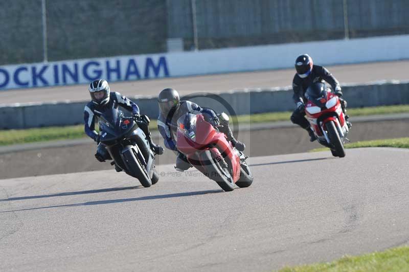 Rockingham no limits trackday;enduro digital images;event digital images;eventdigitalimages;no limits trackdays;peter wileman photography;racing digital images;rockingham raceway northamptonshire;rockingham trackday photographs;trackday digital images;trackday photos