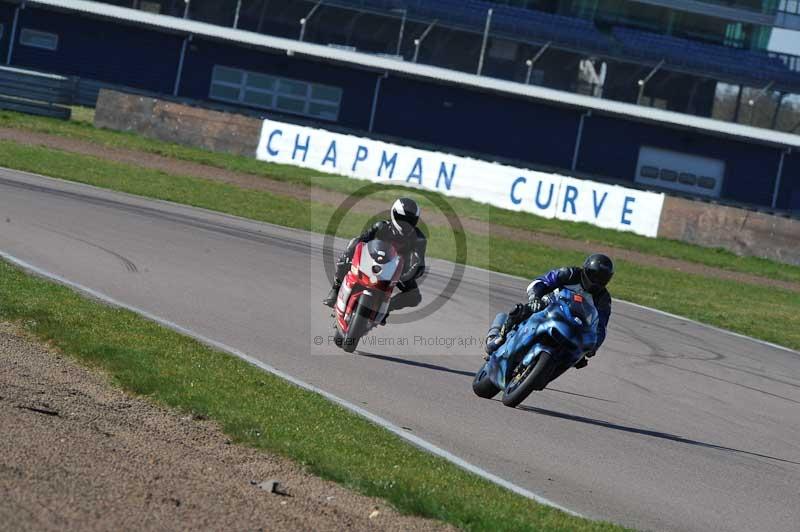 Rockingham no limits trackday;enduro digital images;event digital images;eventdigitalimages;no limits trackdays;peter wileman photography;racing digital images;rockingham raceway northamptonshire;rockingham trackday photographs;trackday digital images;trackday photos