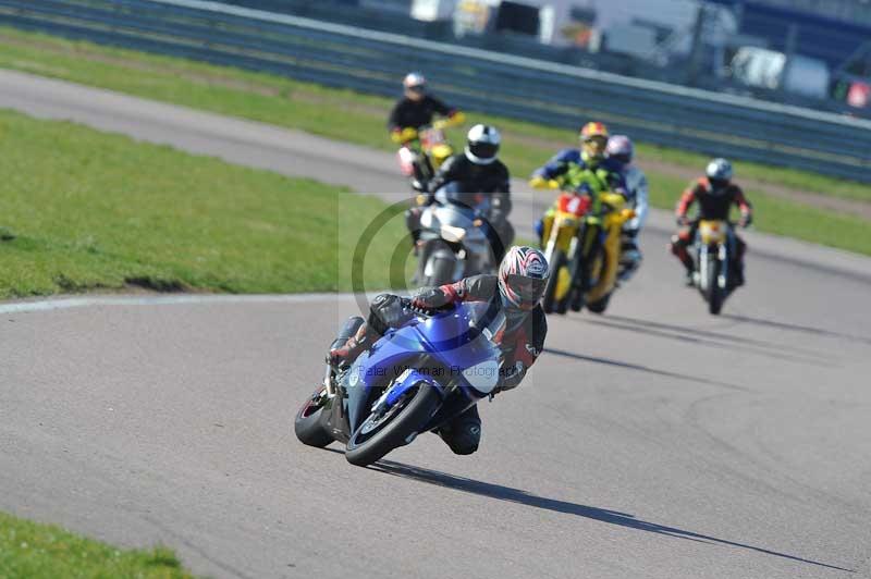 Rockingham no limits trackday;enduro digital images;event digital images;eventdigitalimages;no limits trackdays;peter wileman photography;racing digital images;rockingham raceway northamptonshire;rockingham trackday photographs;trackday digital images;trackday photos