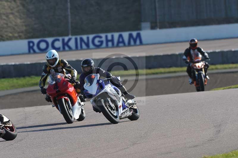 Rockingham no limits trackday;enduro digital images;event digital images;eventdigitalimages;no limits trackdays;peter wileman photography;racing digital images;rockingham raceway northamptonshire;rockingham trackday photographs;trackday digital images;trackday photos