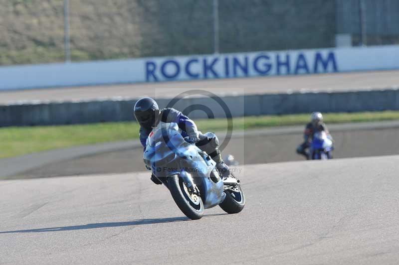 Rockingham no limits trackday;enduro digital images;event digital images;eventdigitalimages;no limits trackdays;peter wileman photography;racing digital images;rockingham raceway northamptonshire;rockingham trackday photographs;trackday digital images;trackday photos