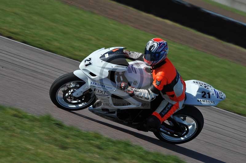 Rockingham no limits trackday;enduro digital images;event digital images;eventdigitalimages;no limits trackdays;peter wileman photography;racing digital images;rockingham raceway northamptonshire;rockingham trackday photographs;trackday digital images;trackday photos