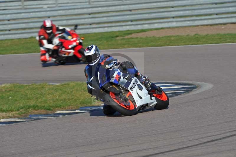 Rockingham no limits trackday;enduro digital images;event digital images;eventdigitalimages;no limits trackdays;peter wileman photography;racing digital images;rockingham raceway northamptonshire;rockingham trackday photographs;trackday digital images;trackday photos