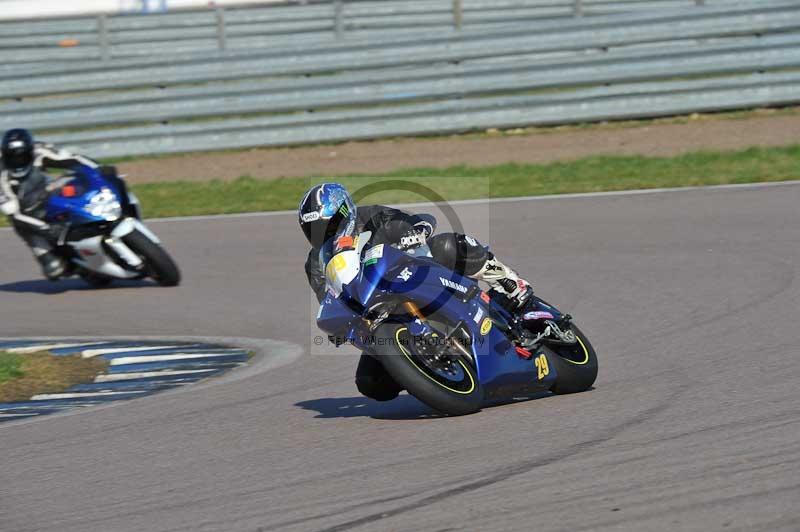 Rockingham no limits trackday;enduro digital images;event digital images;eventdigitalimages;no limits trackdays;peter wileman photography;racing digital images;rockingham raceway northamptonshire;rockingham trackday photographs;trackday digital images;trackday photos