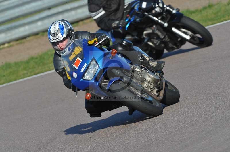 Rockingham no limits trackday;enduro digital images;event digital images;eventdigitalimages;no limits trackdays;peter wileman photography;racing digital images;rockingham raceway northamptonshire;rockingham trackday photographs;trackday digital images;trackday photos