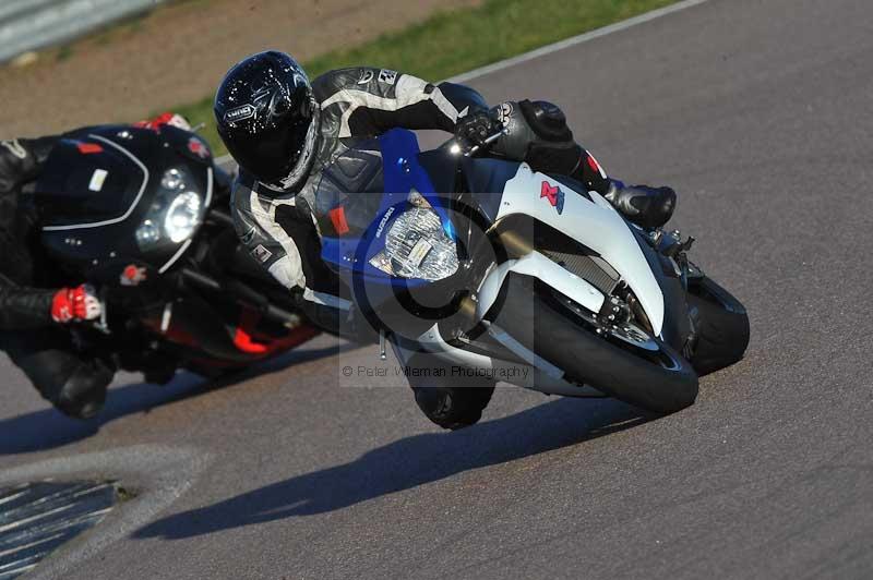 Rockingham no limits trackday;enduro digital images;event digital images;eventdigitalimages;no limits trackdays;peter wileman photography;racing digital images;rockingham raceway northamptonshire;rockingham trackday photographs;trackday digital images;trackday photos