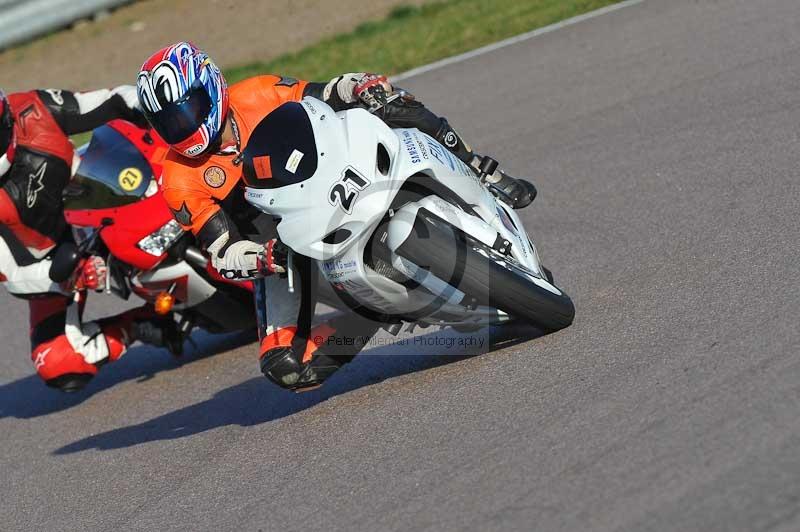 Rockingham no limits trackday;enduro digital images;event digital images;eventdigitalimages;no limits trackdays;peter wileman photography;racing digital images;rockingham raceway northamptonshire;rockingham trackday photographs;trackday digital images;trackday photos