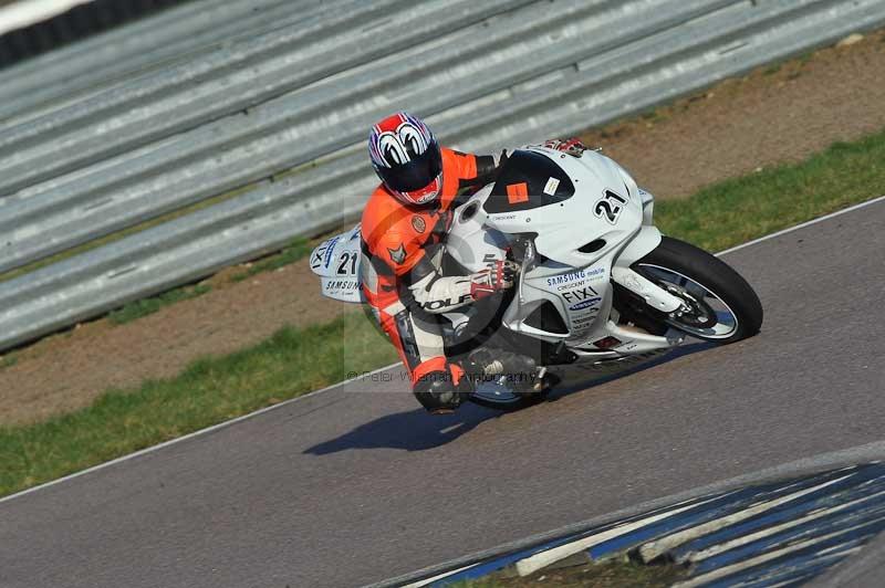 Rockingham no limits trackday;enduro digital images;event digital images;eventdigitalimages;no limits trackdays;peter wileman photography;racing digital images;rockingham raceway northamptonshire;rockingham trackday photographs;trackday digital images;trackday photos