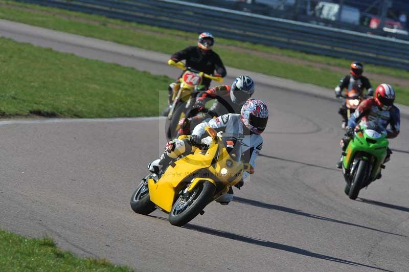 Rockingham no limits trackday;enduro digital images;event digital images;eventdigitalimages;no limits trackdays;peter wileman photography;racing digital images;rockingham raceway northamptonshire;rockingham trackday photographs;trackday digital images;trackday photos