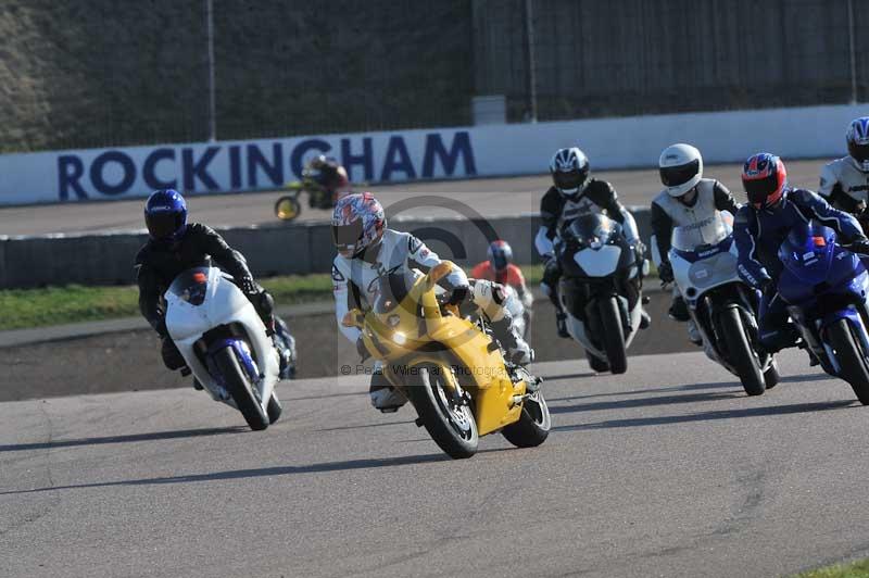 Rockingham no limits trackday;enduro digital images;event digital images;eventdigitalimages;no limits trackdays;peter wileman photography;racing digital images;rockingham raceway northamptonshire;rockingham trackday photographs;trackday digital images;trackday photos