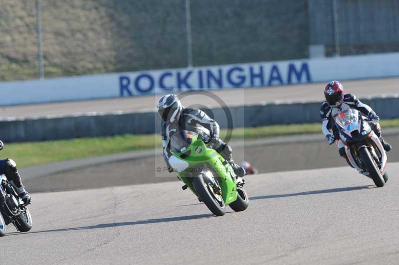 Rockingham no limits trackday;enduro digital images;event digital images;eventdigitalimages;no limits trackdays;peter wileman photography;racing digital images;rockingham raceway northamptonshire;rockingham trackday photographs;trackday digital images;trackday photos