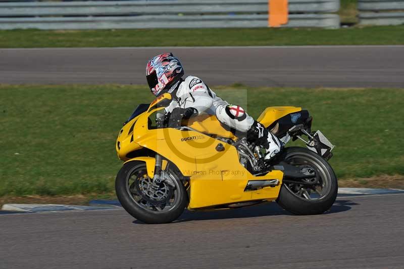 Rockingham no limits trackday;enduro digital images;event digital images;eventdigitalimages;no limits trackdays;peter wileman photography;racing digital images;rockingham raceway northamptonshire;rockingham trackday photographs;trackday digital images;trackday photos