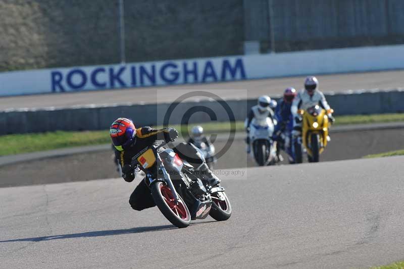 Rockingham no limits trackday;enduro digital images;event digital images;eventdigitalimages;no limits trackdays;peter wileman photography;racing digital images;rockingham raceway northamptonshire;rockingham trackday photographs;trackday digital images;trackday photos