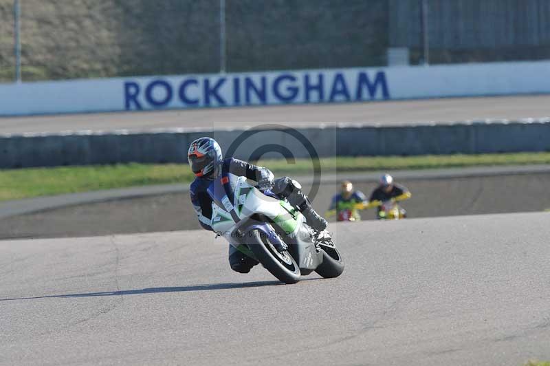 Rockingham no limits trackday;enduro digital images;event digital images;eventdigitalimages;no limits trackdays;peter wileman photography;racing digital images;rockingham raceway northamptonshire;rockingham trackday photographs;trackday digital images;trackday photos