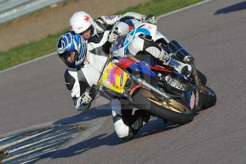 Rockingham no limits trackday;enduro digital images;event digital images;eventdigitalimages;no limits trackdays;peter wileman photography;racing digital images;rockingham raceway northamptonshire;rockingham trackday photographs;trackday digital images;trackday photos