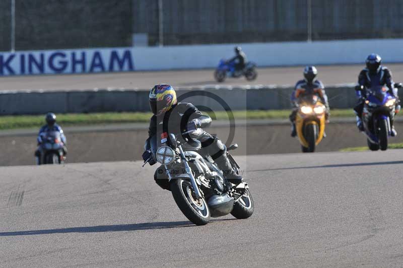 Rockingham no limits trackday;enduro digital images;event digital images;eventdigitalimages;no limits trackdays;peter wileman photography;racing digital images;rockingham raceway northamptonshire;rockingham trackday photographs;trackday digital images;trackday photos