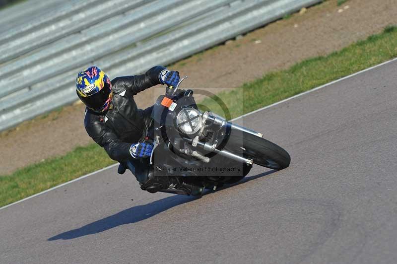 Rockingham no limits trackday;enduro digital images;event digital images;eventdigitalimages;no limits trackdays;peter wileman photography;racing digital images;rockingham raceway northamptonshire;rockingham trackday photographs;trackday digital images;trackday photos