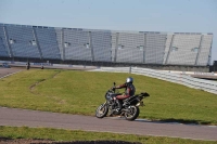 Rockingham-no-limits-trackday;enduro-digital-images;event-digital-images;eventdigitalimages;no-limits-trackdays;peter-wileman-photography;racing-digital-images;rockingham-raceway-northamptonshire;rockingham-trackday-photographs;trackday-digital-images;trackday-photos