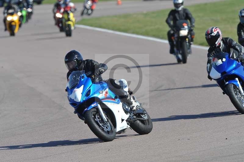 Rockingham no limits trackday;enduro digital images;event digital images;eventdigitalimages;no limits trackdays;peter wileman photography;racing digital images;rockingham raceway northamptonshire;rockingham trackday photographs;trackday digital images;trackday photos