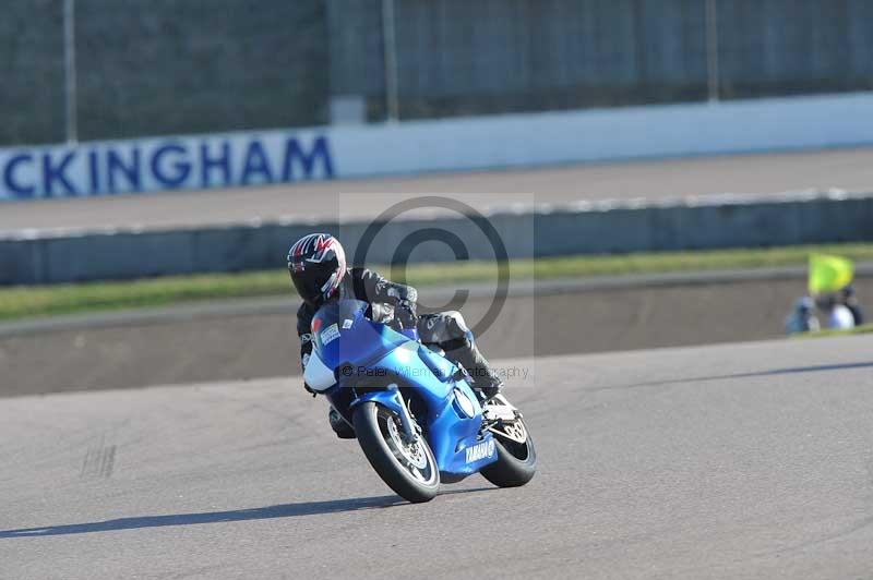 Rockingham no limits trackday;enduro digital images;event digital images;eventdigitalimages;no limits trackdays;peter wileman photography;racing digital images;rockingham raceway northamptonshire;rockingham trackday photographs;trackday digital images;trackday photos