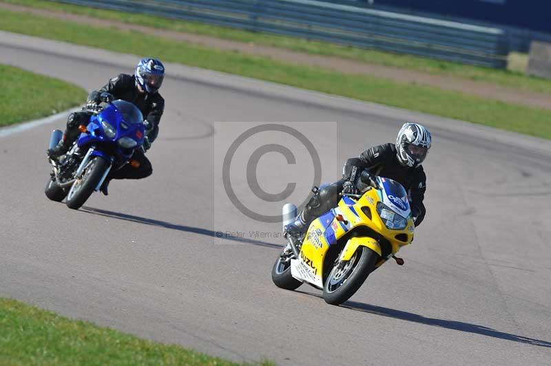 Rockingham no limits trackday;enduro digital images;event digital images;eventdigitalimages;no limits trackdays;peter wileman photography;racing digital images;rockingham raceway northamptonshire;rockingham trackday photographs;trackday digital images;trackday photos