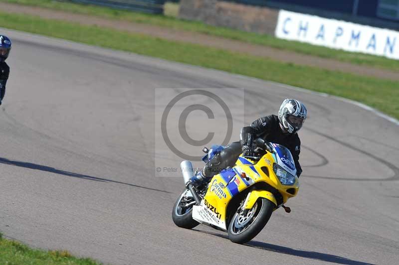 Rockingham no limits trackday;enduro digital images;event digital images;eventdigitalimages;no limits trackdays;peter wileman photography;racing digital images;rockingham raceway northamptonshire;rockingham trackday photographs;trackday digital images;trackday photos