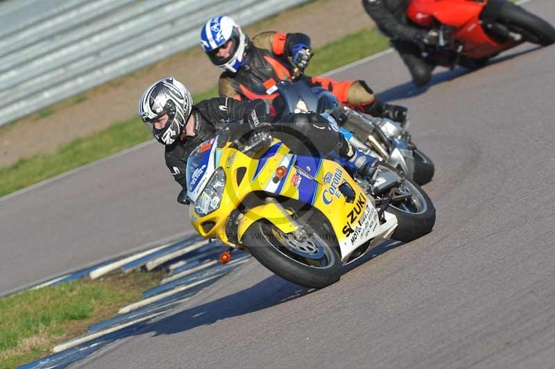 Rockingham no limits trackday;enduro digital images;event digital images;eventdigitalimages;no limits trackdays;peter wileman photography;racing digital images;rockingham raceway northamptonshire;rockingham trackday photographs;trackday digital images;trackday photos