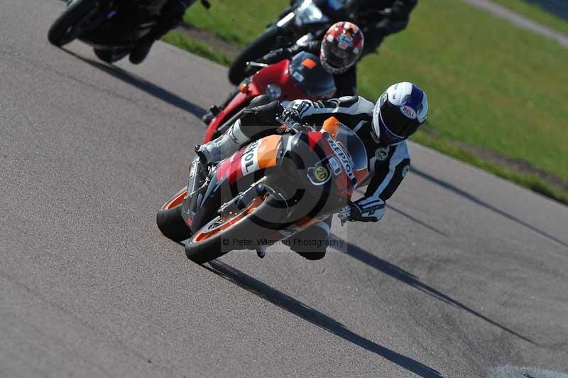 Rockingham no limits trackday;enduro digital images;event digital images;eventdigitalimages;no limits trackdays;peter wileman photography;racing digital images;rockingham raceway northamptonshire;rockingham trackday photographs;trackday digital images;trackday photos