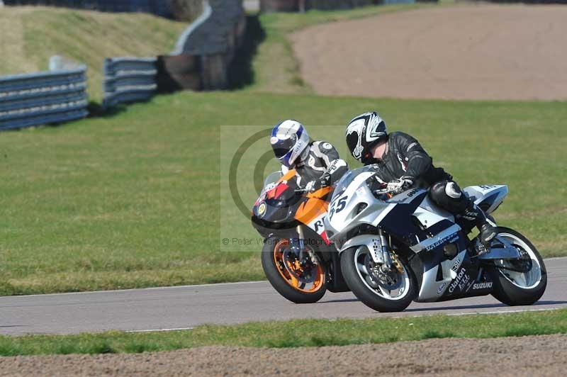 Rockingham no limits trackday;enduro digital images;event digital images;eventdigitalimages;no limits trackdays;peter wileman photography;racing digital images;rockingham raceway northamptonshire;rockingham trackday photographs;trackday digital images;trackday photos