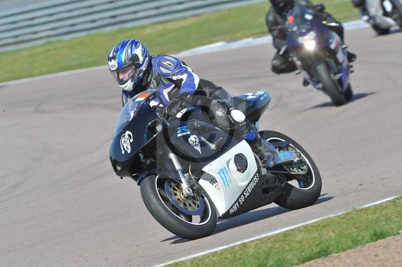 Rockingham no limits trackday;enduro digital images;event digital images;eventdigitalimages;no limits trackdays;peter wileman photography;racing digital images;rockingham raceway northamptonshire;rockingham trackday photographs;trackday digital images;trackday photos