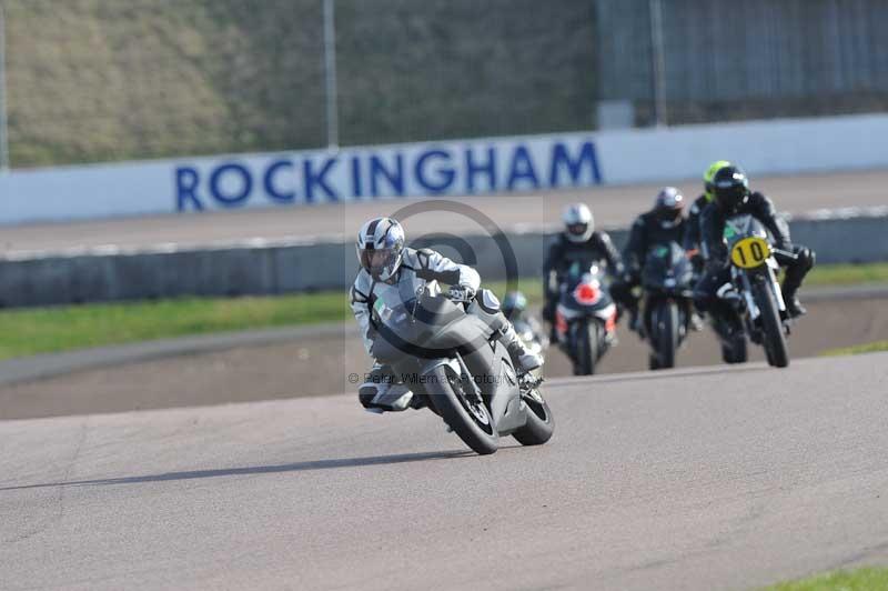 Rockingham no limits trackday;enduro digital images;event digital images;eventdigitalimages;no limits trackdays;peter wileman photography;racing digital images;rockingham raceway northamptonshire;rockingham trackday photographs;trackday digital images;trackday photos