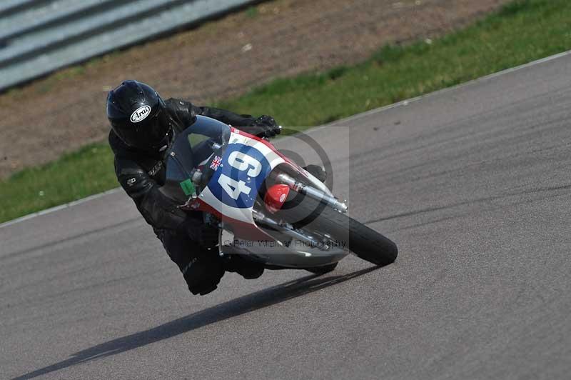 Rockingham no limits trackday;enduro digital images;event digital images;eventdigitalimages;no limits trackdays;peter wileman photography;racing digital images;rockingham raceway northamptonshire;rockingham trackday photographs;trackday digital images;trackday photos