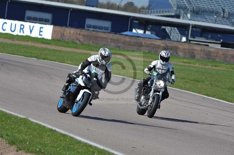 Rockingham no limits trackday;enduro digital images;event digital images;eventdigitalimages;no limits trackdays;peter wileman photography;racing digital images;rockingham raceway northamptonshire;rockingham trackday photographs;trackday digital images;trackday photos