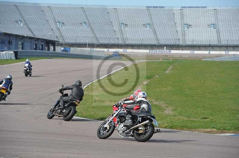 Rockingham no limits trackday;enduro digital images;event digital images;eventdigitalimages;no limits trackdays;peter wileman photography;racing digital images;rockingham raceway northamptonshire;rockingham trackday photographs;trackday digital images;trackday photos