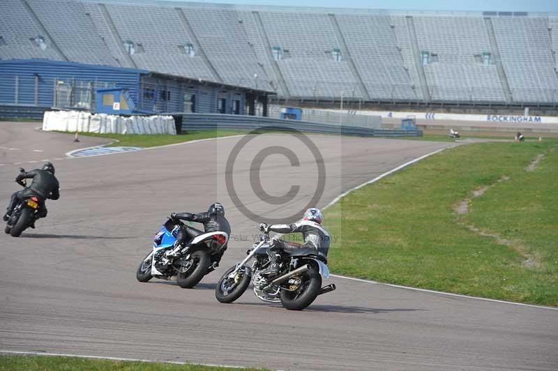 Rockingham no limits trackday;enduro digital images;event digital images;eventdigitalimages;no limits trackdays;peter wileman photography;racing digital images;rockingham raceway northamptonshire;rockingham trackday photographs;trackday digital images;trackday photos