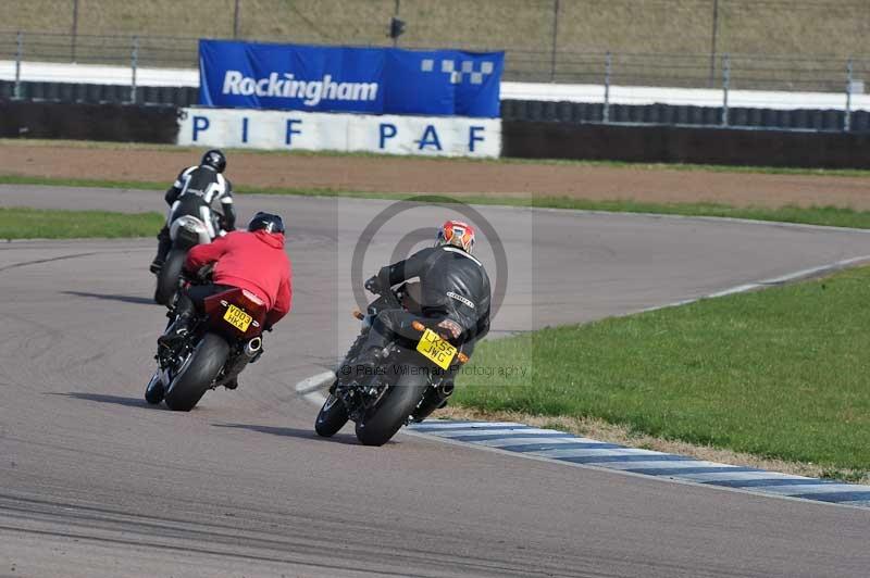 Rockingham no limits trackday;enduro digital images;event digital images;eventdigitalimages;no limits trackdays;peter wileman photography;racing digital images;rockingham raceway northamptonshire;rockingham trackday photographs;trackday digital images;trackday photos